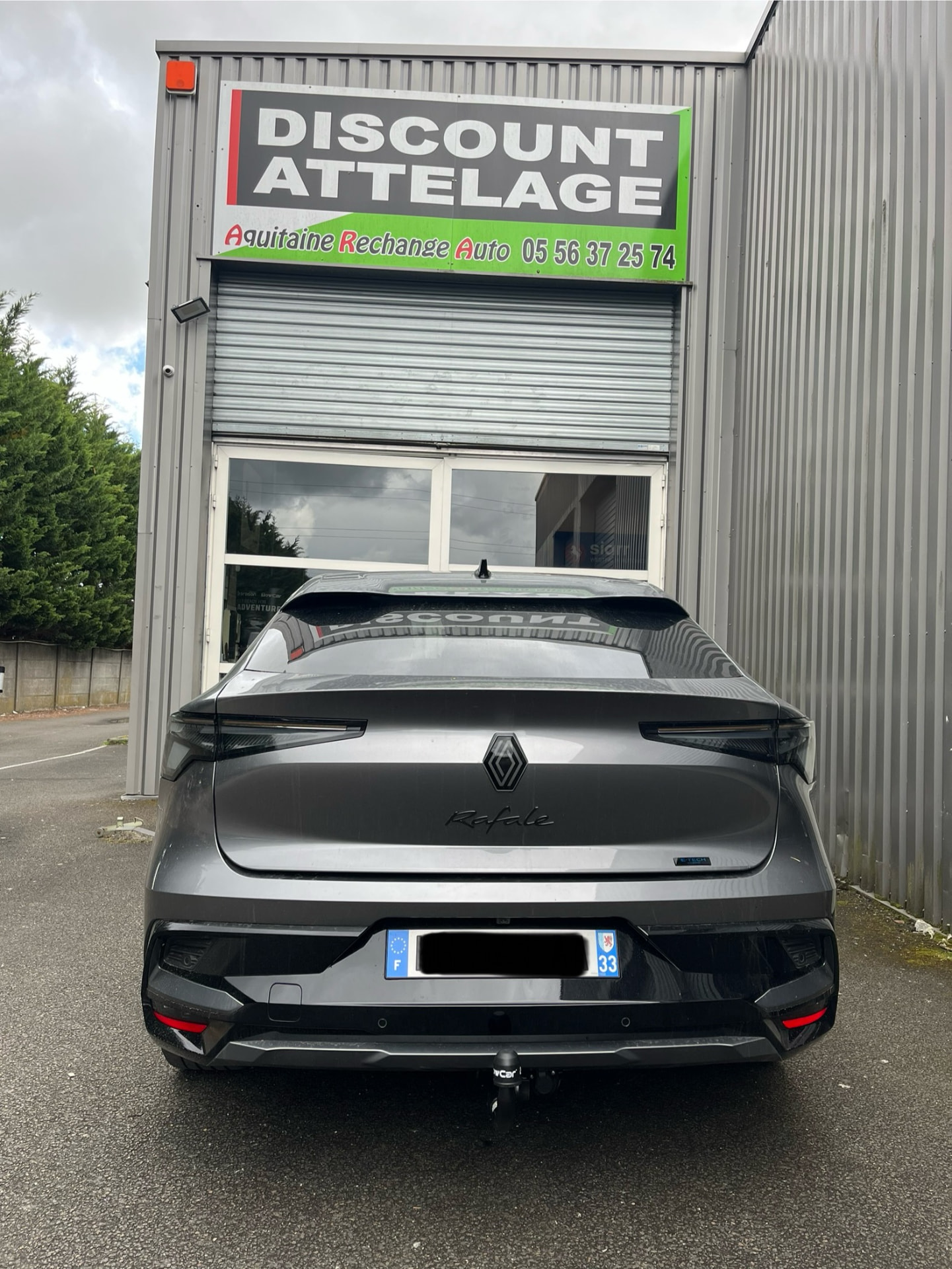 Renault Rafale 2024 – après la pose de l'attelage – pose attelage Bordeaux | Aquitaine Rechange Auto